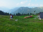 32 Saliamo per trav erso nel pratone...